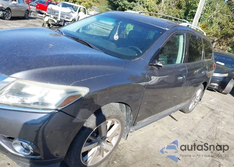 2013 Nissan Pathfinder Platinum из США, поврежденный, VIN 5N1AR2MM9DC668284